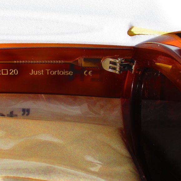 CHIMI  "JUST RIGHT"  TORTOISE SHELL CATEYE SUNGLASSES - Picture 2 of 8